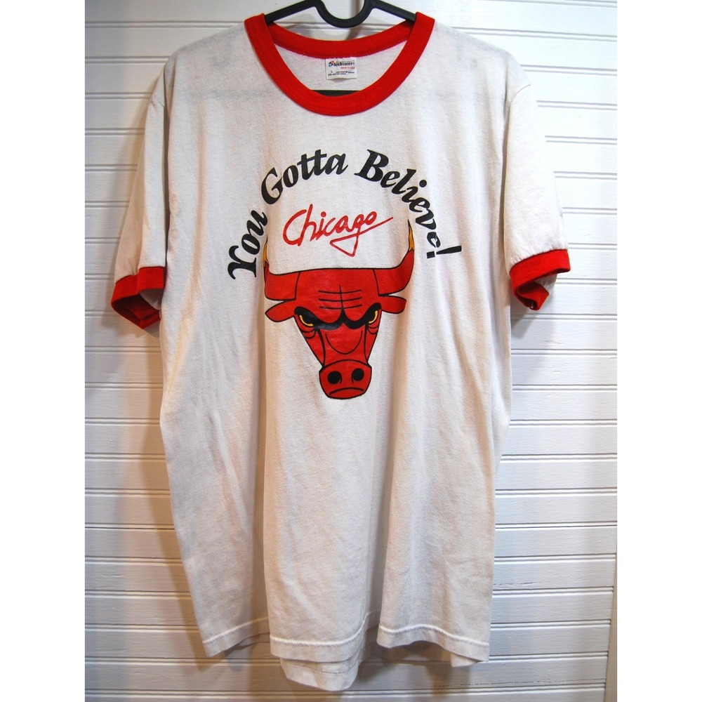 Chicago‎ Bulls Ringer Tee Large Vintage 90s Stedman paper tag Unisex NBA tshirt